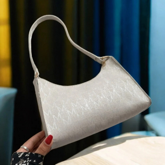 Trendy Petite Baguette Shoulder Bag Chic All-Over Print Gold-Tone Zipper - Picture 11 of 11